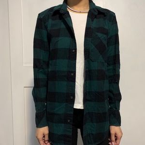 - Plaid flannel Aritzia